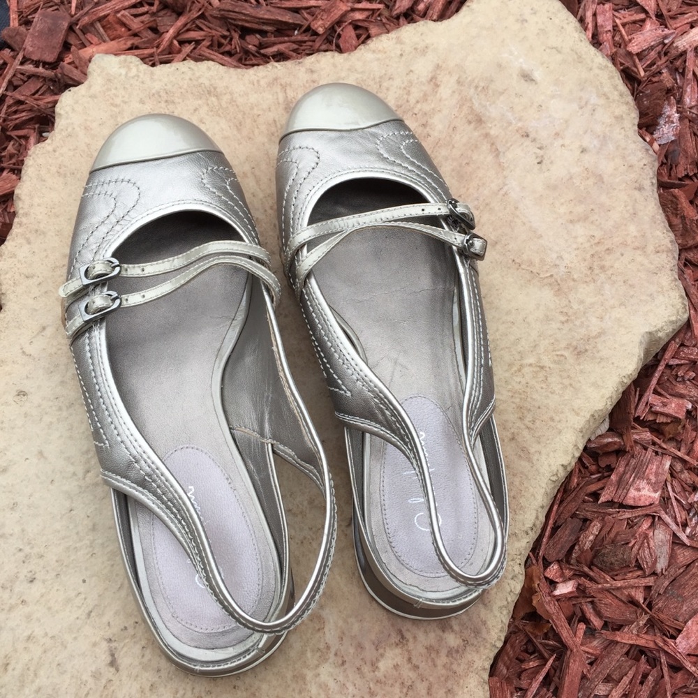 Cole Haan with Nike air sandals